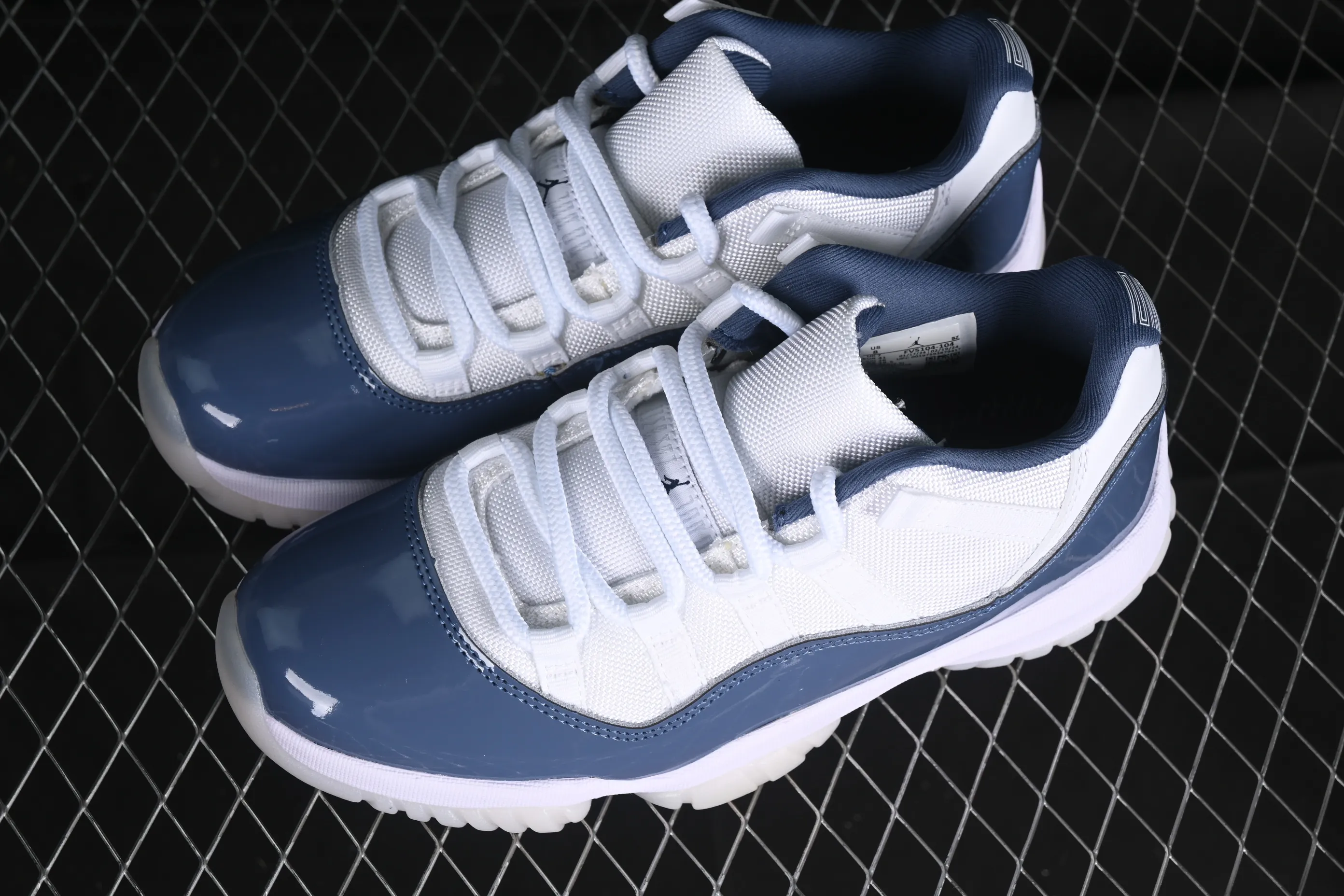All categories Air Jordan Jordan series basketball shoes Air Jordan 11 Air Jordan 11 Low "Diffused Blue" AJ11 Joe 11 navy blue genuine carbon FV5104-104